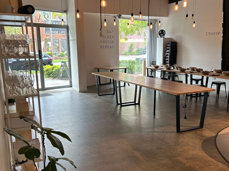Omnom HQ Studio