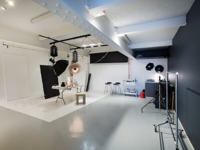 Book Oswald and Barcom Studios