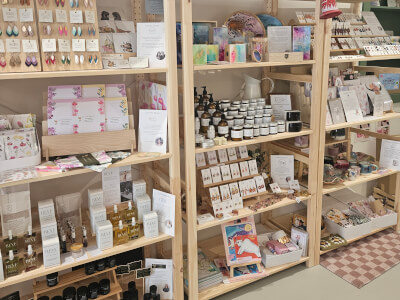 Southern Land Creatives available for workshops