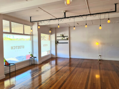 Stretch Yoga Holland Park - Yoga, Pilates & Dance Studio