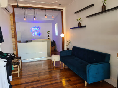 Book Stretch Yoga Holland Park - Yoga, Pilates & Dance Studio