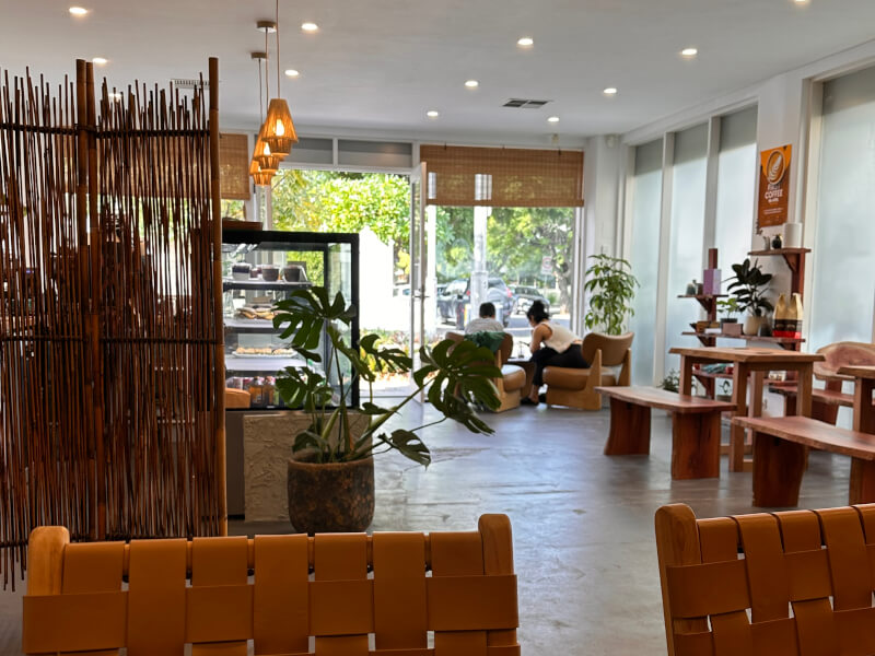 Yugen Art & Coffee
