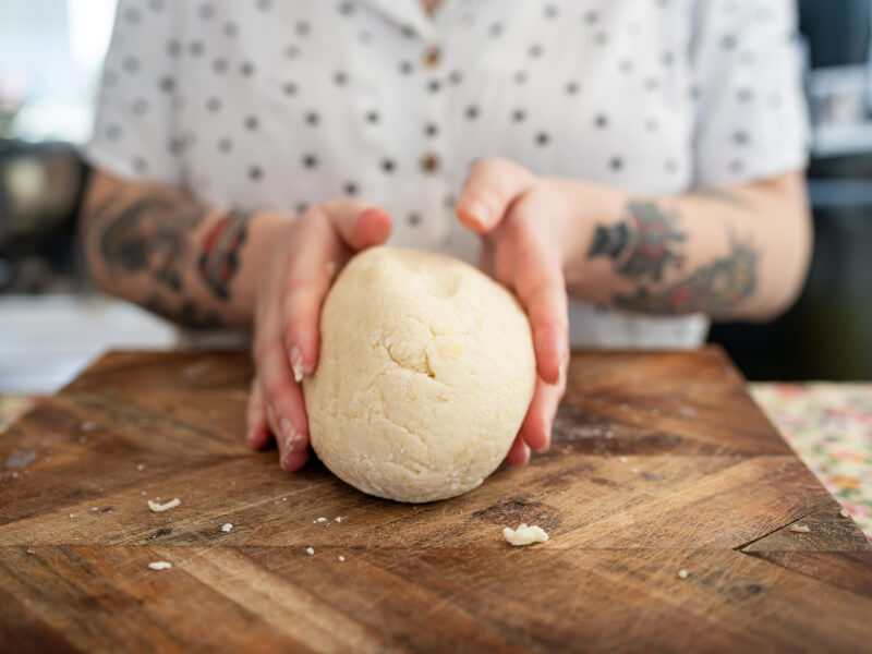 Make pizza dough from scratch