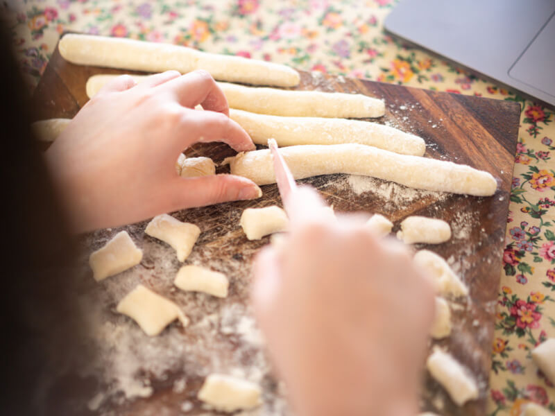 cutting gnocchi dough