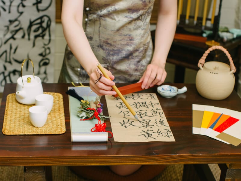 calligraphy class for team christmas party