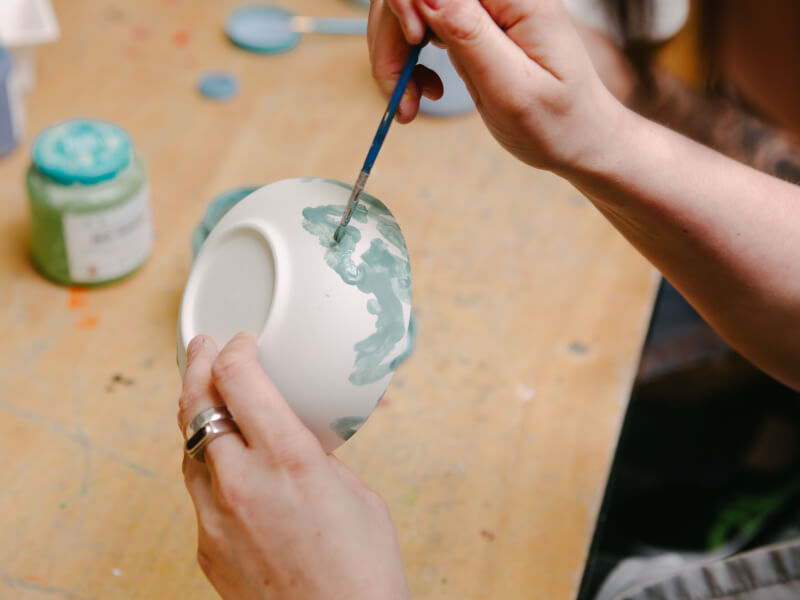 Pottery painting or glazing class