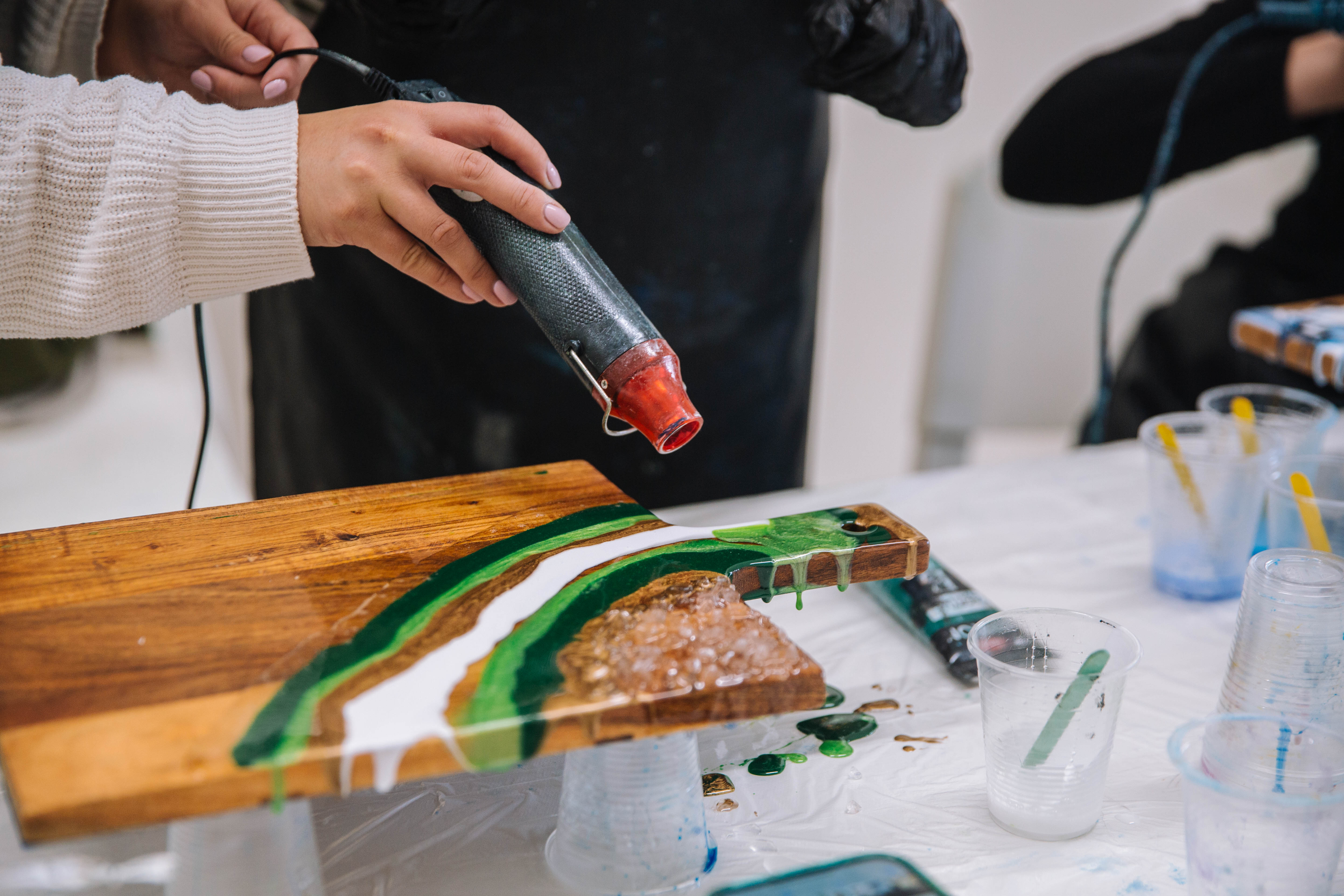 Resin cheeseboard class