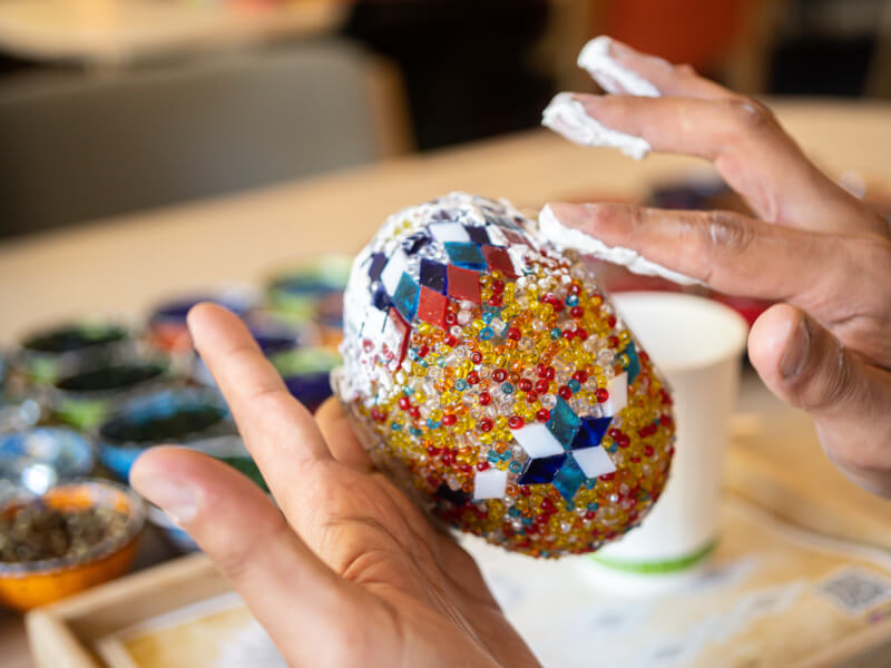 grouting mosaic lamp