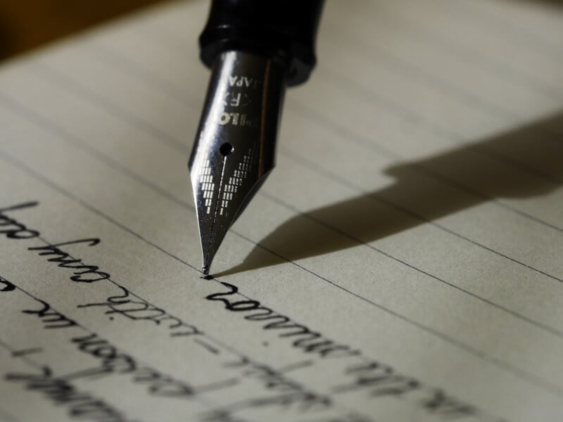 Paper craft and calligraphy classes in Canberra