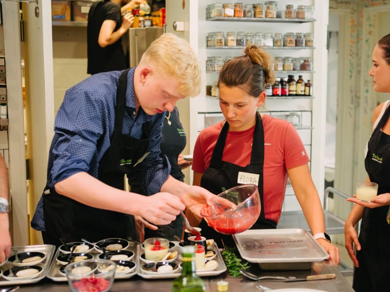 A couple at a cooking class