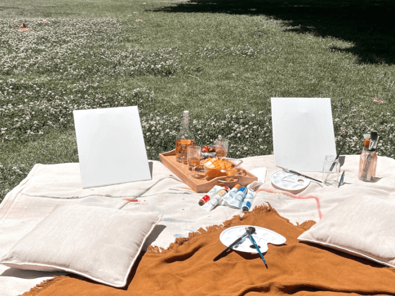 outdoor paint and sip set up