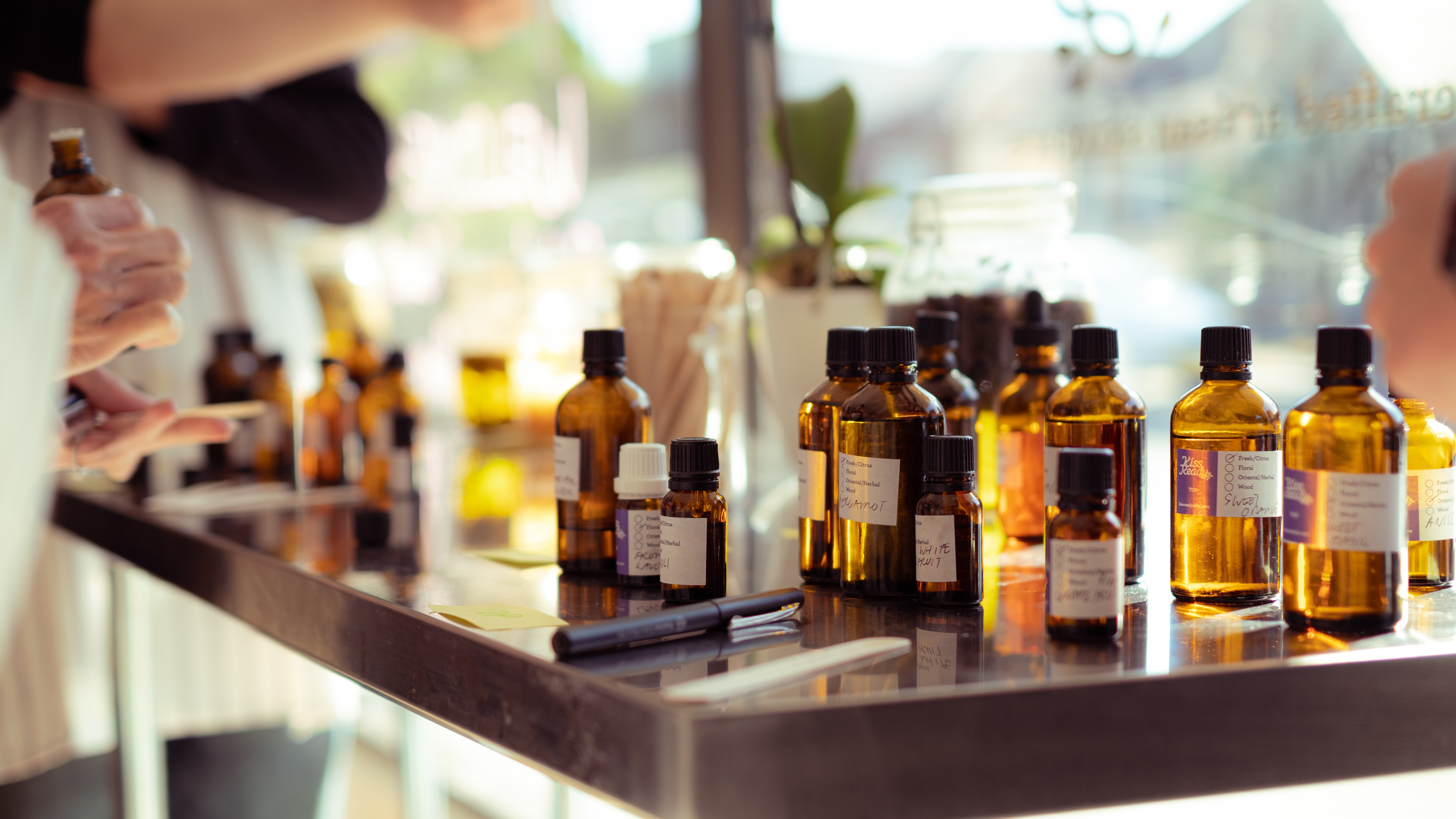Different essences available in the studio