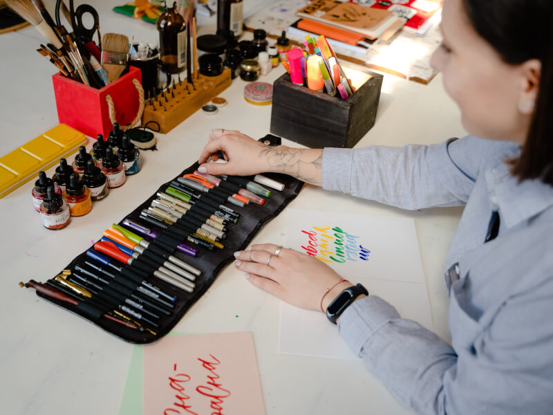 brush lettering desk set up