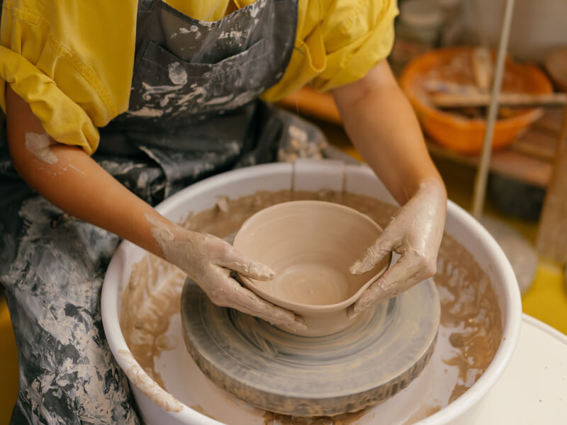 Why Pottery Classes in Melbourne Can Help Arthritis Sufferers Much More