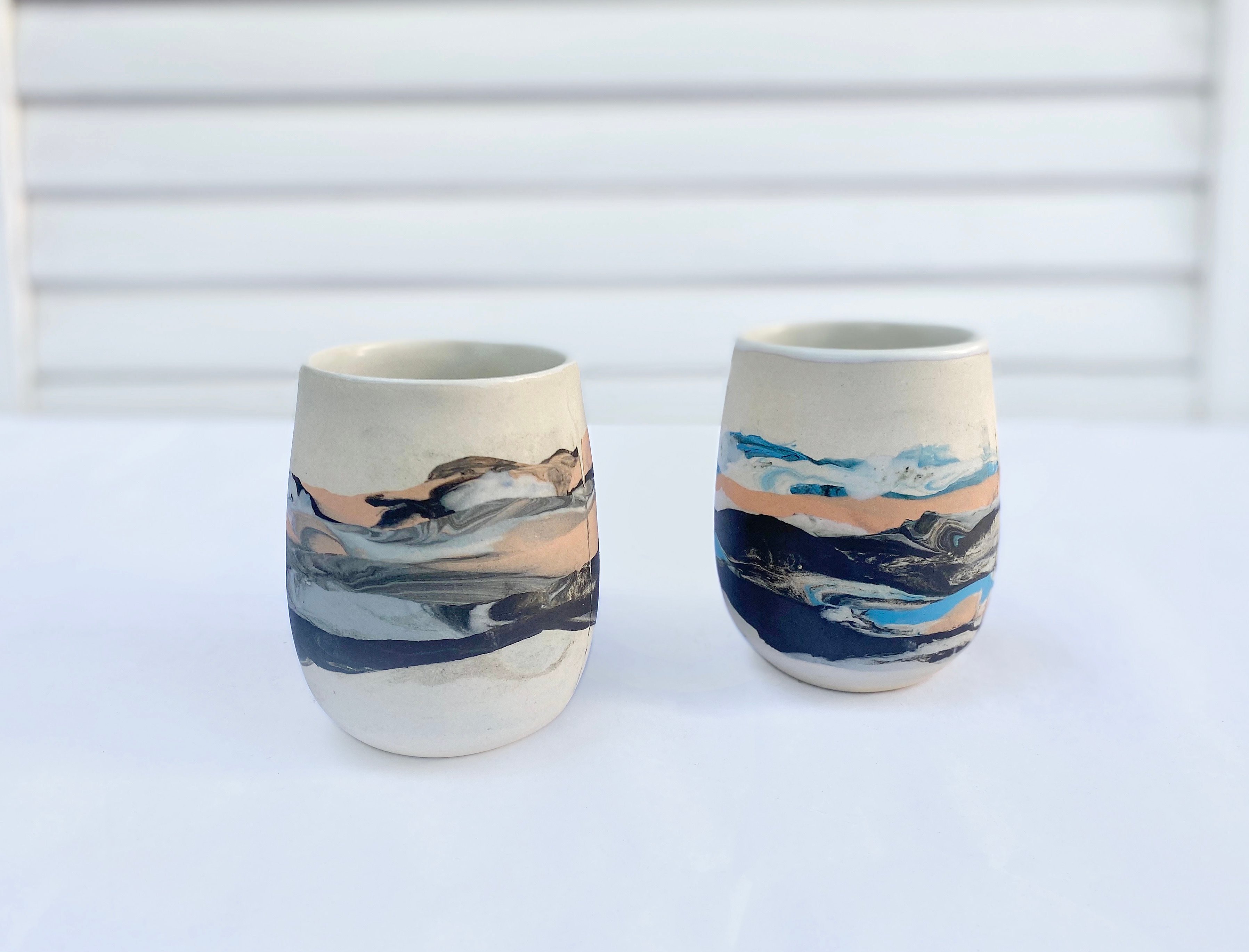 Marbled ceramic mugs