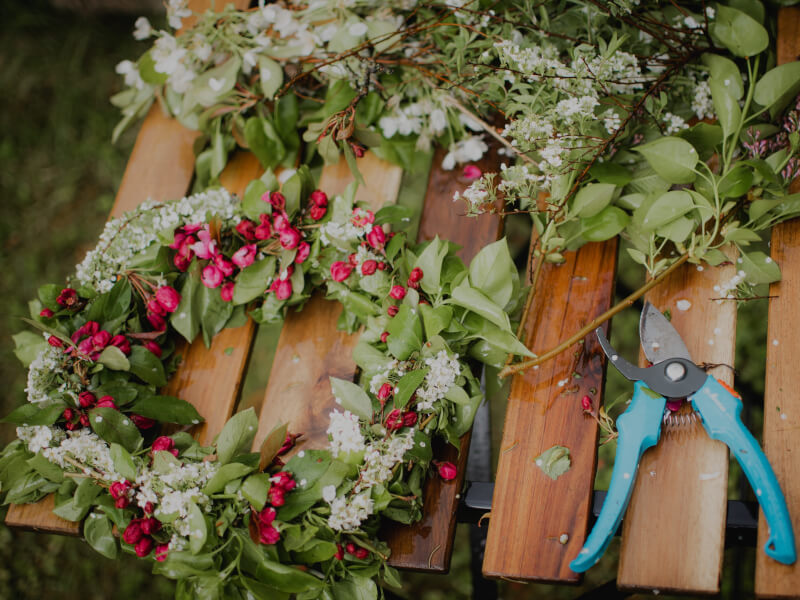 DIY flower wreath