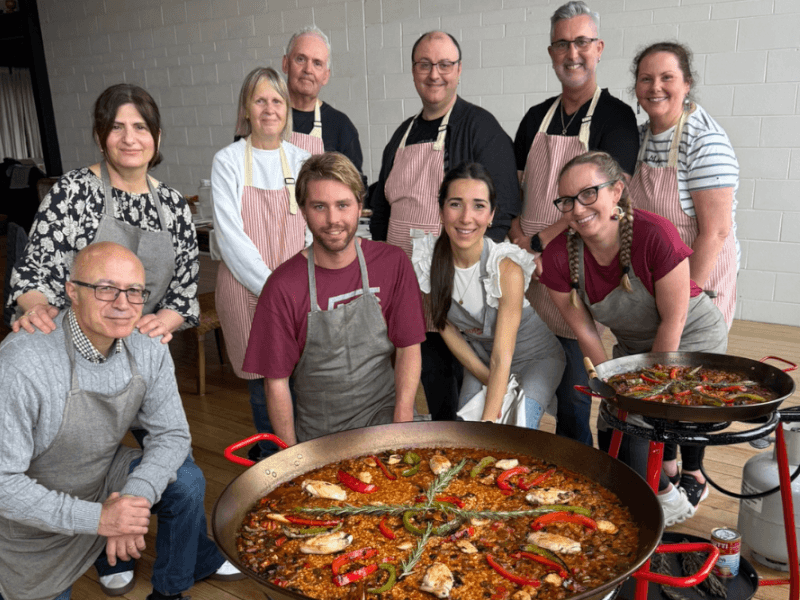 spanish cooking class with paella